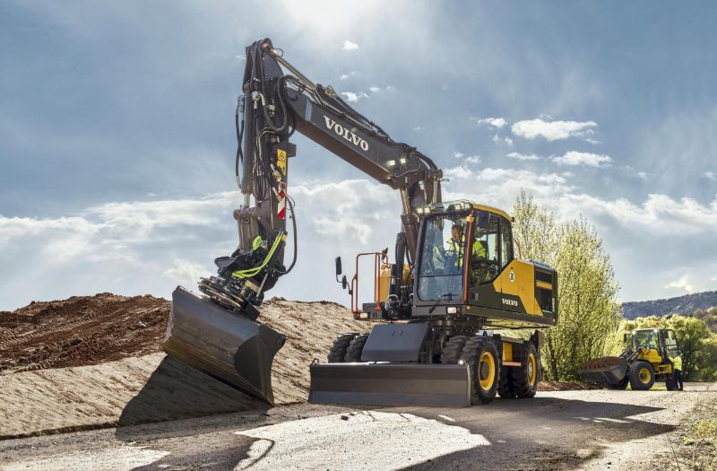 Volvo EW180E
