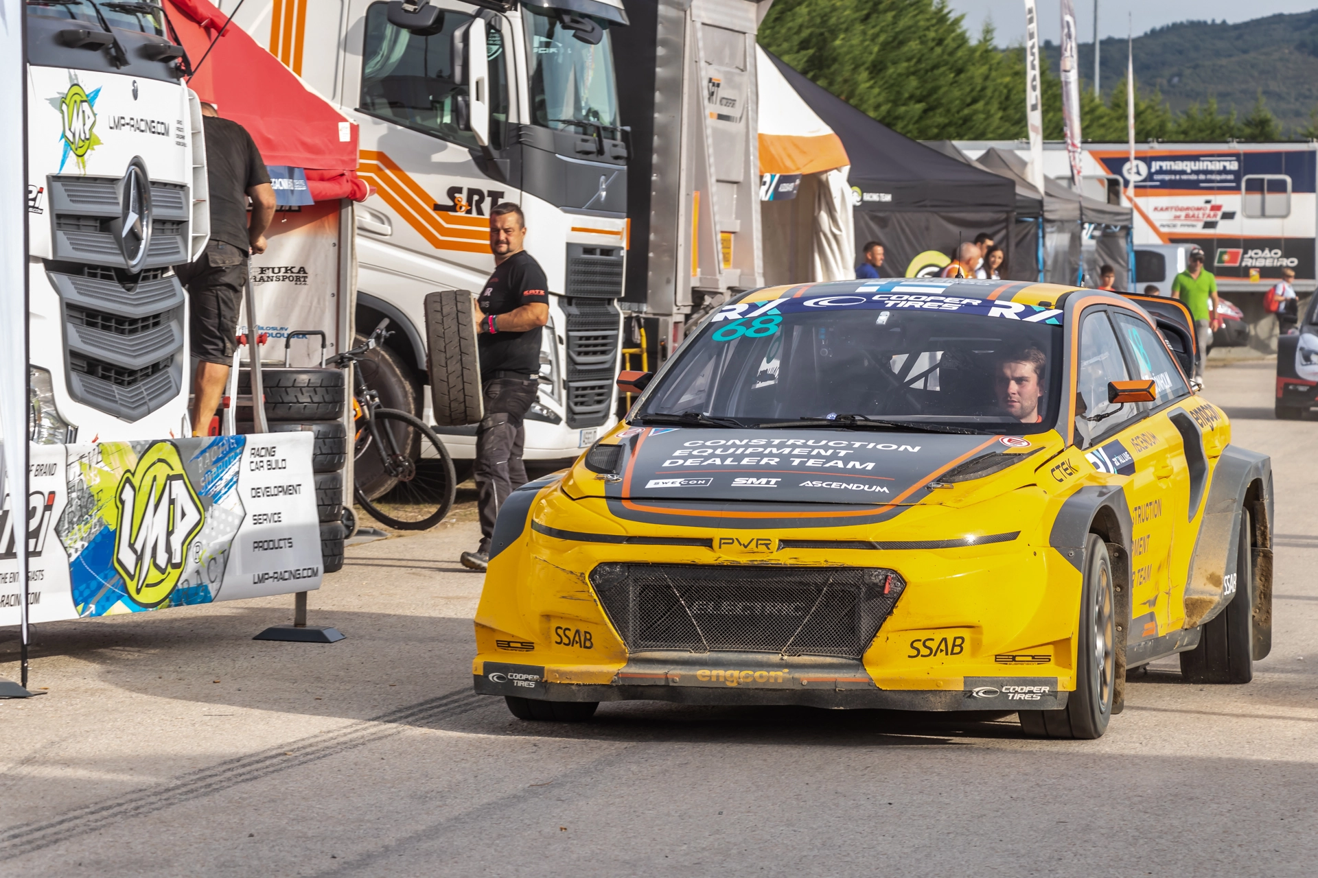 Coche CE Dealer Team Boxes